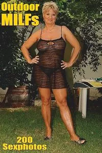 Sexy Outdoor MILFs Adult Photo Magazine - March 2019