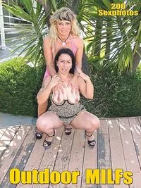 Sexy Outdoor MILFs Adult Photo Magazine - November 2019